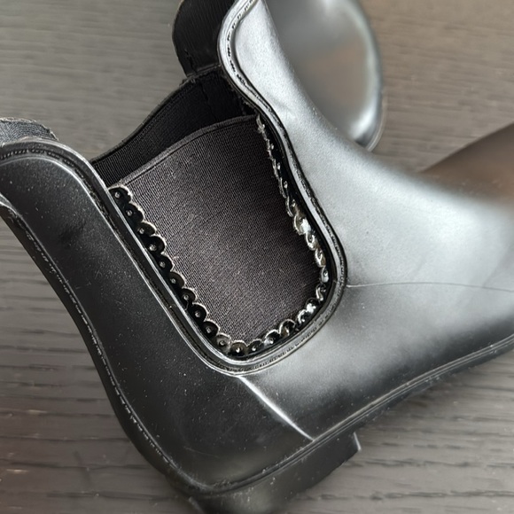 Jack Rogers Black Rubber Sallie Ankle Rain Boot. Size 9. - Picture 3 of 6